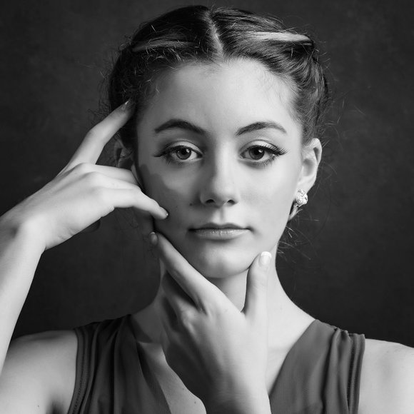 Meet your Posher, Jennifer - Picture 7 of 15